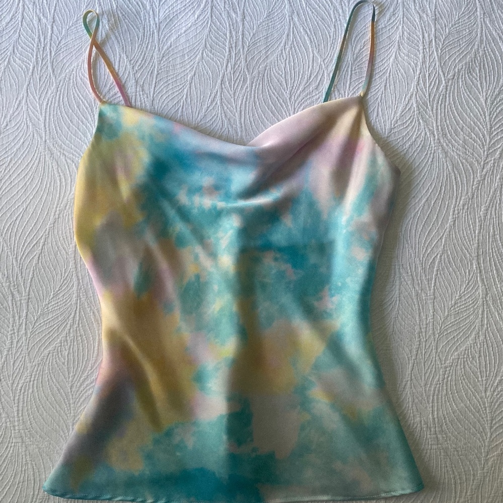 Zara pastel tie die top